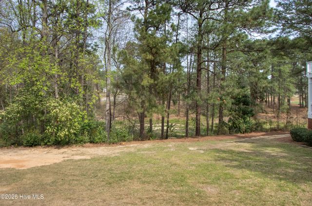 179 N Knoll Road, Southern Pines, NC 28387