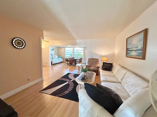 5780 Fernley Drive W 94, West Palm Beach, FL 33415