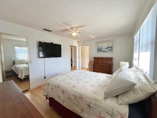 5780 Fernley Drive W 94, West Palm Beach, FL 33415