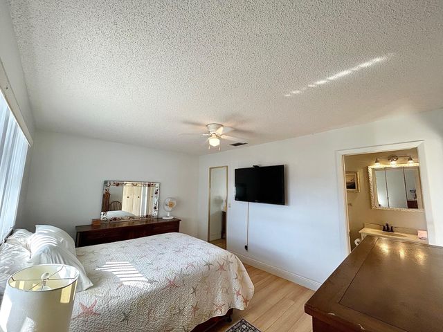 5780 Fernley Drive W 94, West Palm Beach, FL 33415