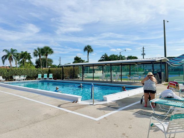 5780 Fernley Drive W 94, West Palm Beach, FL 33415