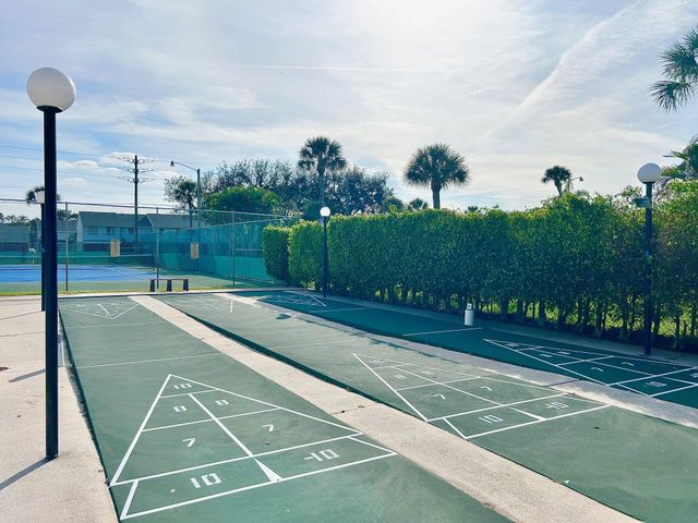 5780 Fernley Drive W 94, West Palm Beach, FL 33415