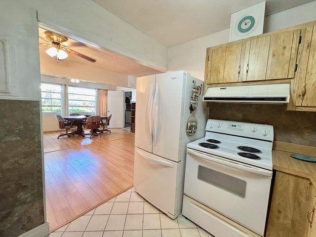 5780 Fernley Drive W 94, West Palm Beach, FL 33415