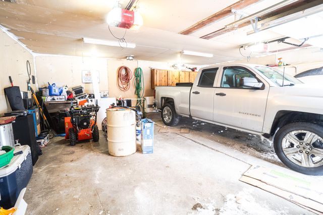 2644 LANCELOT DRIVE WEST, North Pole, AK 99705