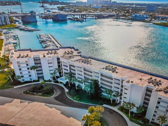 1542 Jupiter Cove Drive 207, Jupiter, FL 33469