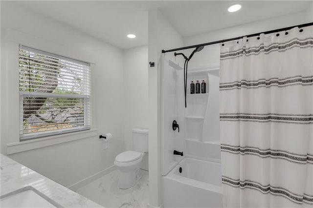 800 Pacific Avenue, Osawatomie, KS 66064