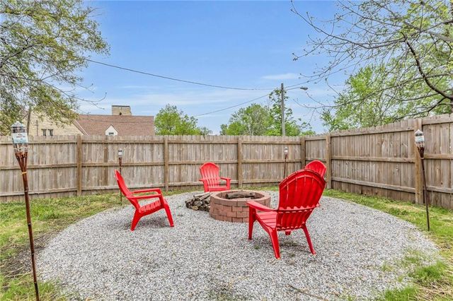 800 Pacific Avenue, Osawatomie, KS 66064