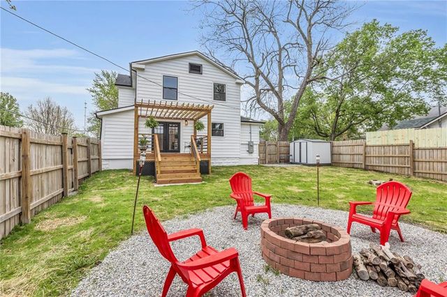 800 Pacific Avenue, Osawatomie, KS 66064