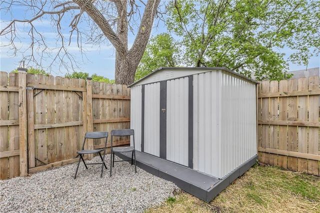 800 Pacific Avenue, Osawatomie, KS 66064