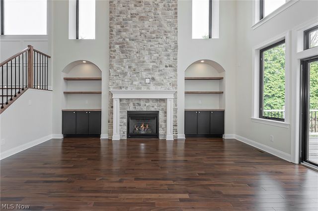 2890 Rocky Ridge Drive, Westlake, OH 44145