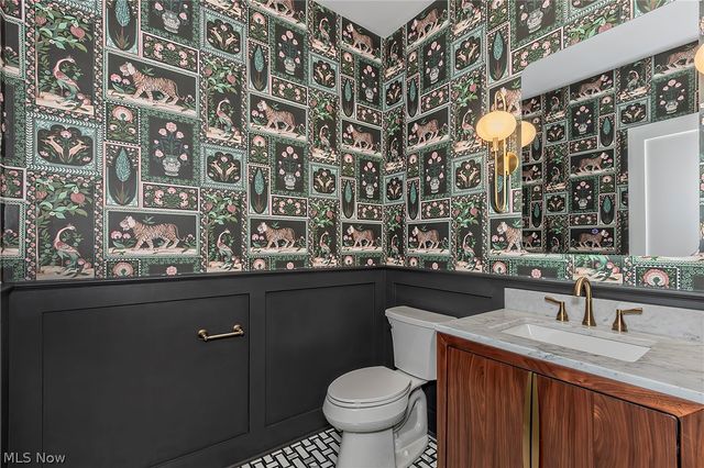 2890 Rocky Ridge Drive, Westlake, OH 44145