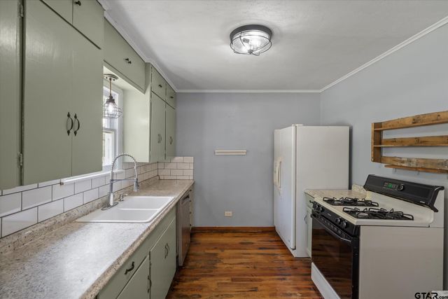 280 E North St, Emory, TX 75440