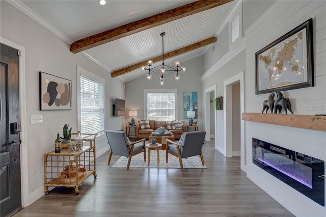 315 S 40TH STREET S, St Petersburg, FL 33711