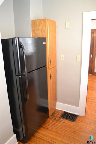 821 W 22nd St Street, Sioux Falls, SD 57105