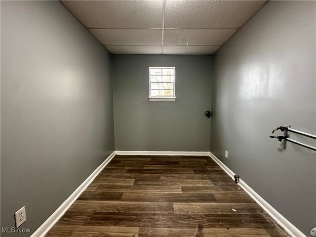 2526 Valley View Drive, Belpre, OH 45714