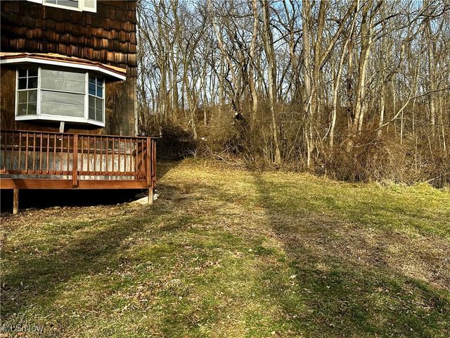 2526 Valley View Drive, Belpre, OH 45714