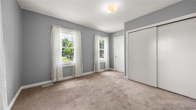 103 Henryville Bluelick Road, Henryville, IN 47126