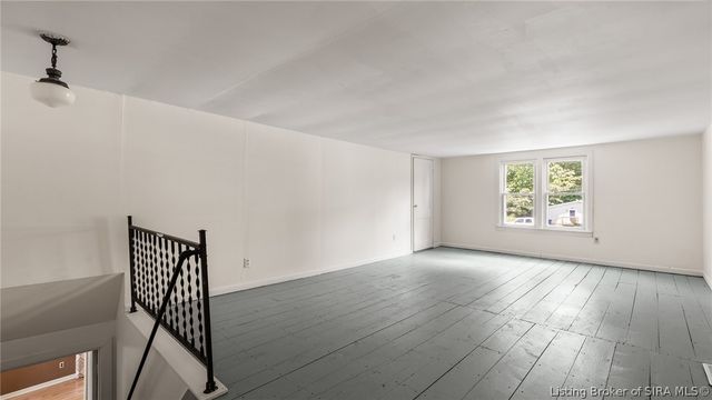 103 Henryville Bluelick Road, Henryville, IN 47126