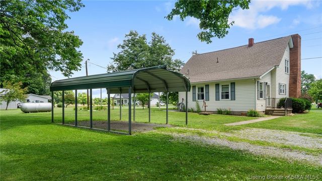 103 Henryville Bluelick Road, Henryville, IN 47126