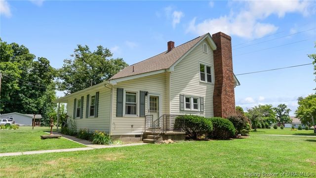 103 Henryville Bluelick Road, Henryville, IN 47126