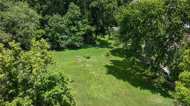103 Henryville Bluelick Road, Henryville, IN 47126