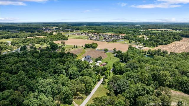 103 Henryville Bluelick Road, Henryville, IN 47126