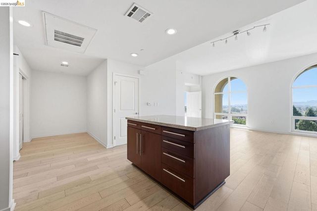1375 Lick AVE APT 1026, San Jose, CA 95110