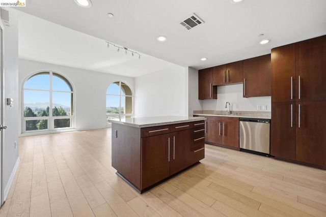 1375 Lick AVE APT 1026, San Jose, CA 95110