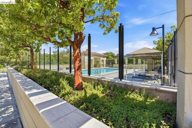 1375 Lick AVE APT 1026, San Jose, CA 95110