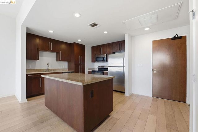 1375 Lick AVE APT 1026, San Jose, CA 95110