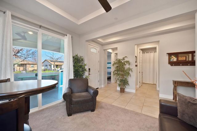 4000 Hovnanian Dr, Sacramento, CA 95834