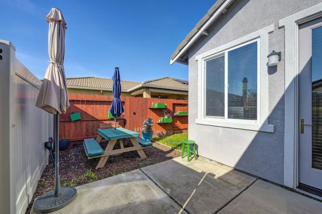 4000 Hovnanian Dr, Sacramento, CA 95834