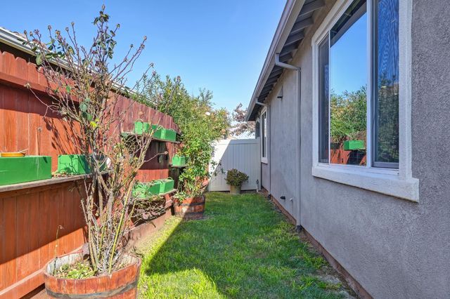 4000 Hovnanian Dr, Sacramento, CA 95834