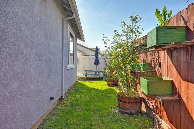 4000 Hovnanian Dr, Sacramento, CA 95834