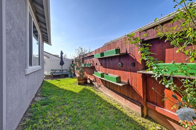 4000 Hovnanian Dr, Sacramento, CA 95834