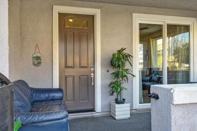 4000 Hovnanian Dr, Sacramento, CA 95834