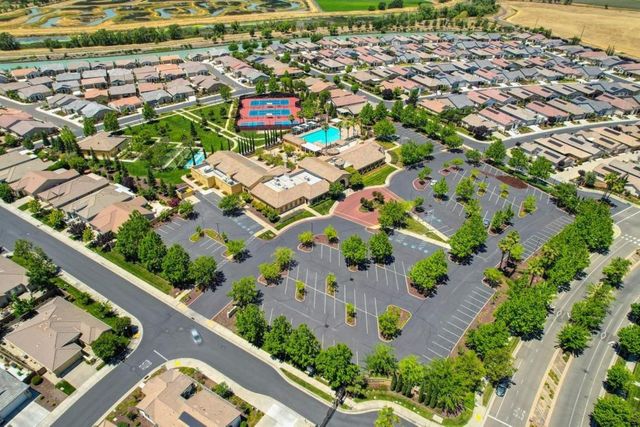 4000 Hovnanian Dr, Sacramento, CA 95834