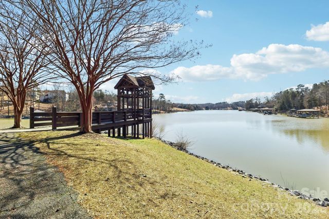 609 Sunfish Lane, Fort Mill, SC 29708