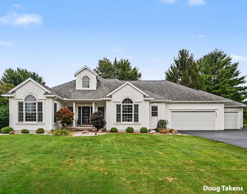 5842 Julie Street, Georgetown Twp, MI 49426