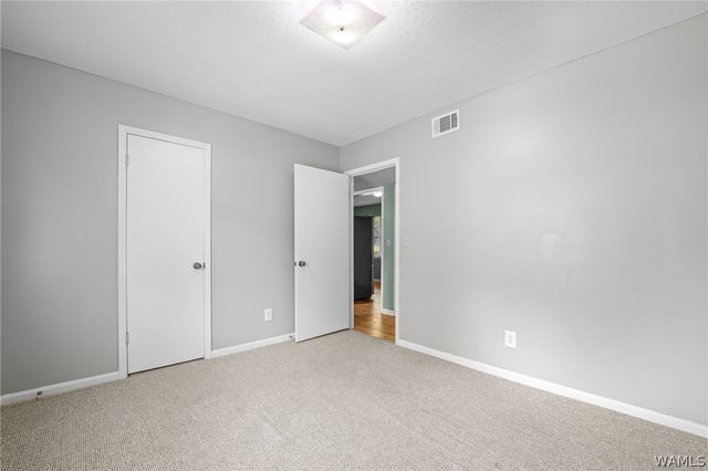 130 Rosewood, Moundville, AL 35474