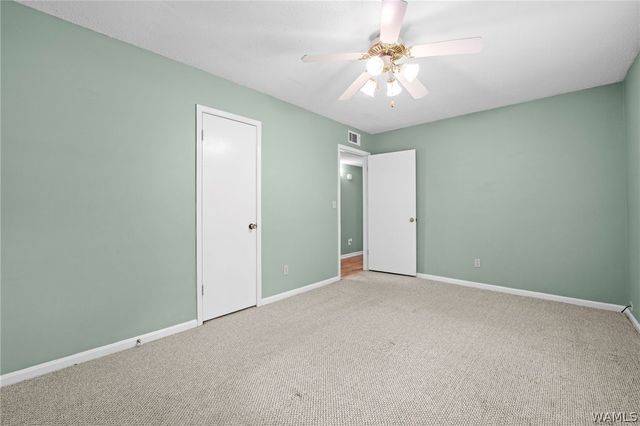 130 Rosewood, Moundville, AL 35474