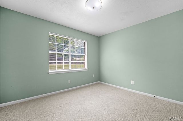 130 Rosewood, Moundville, AL 35474