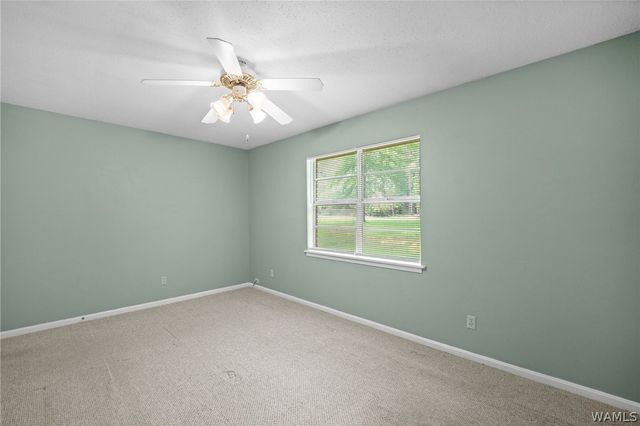 130 Rosewood, Moundville, AL 35474