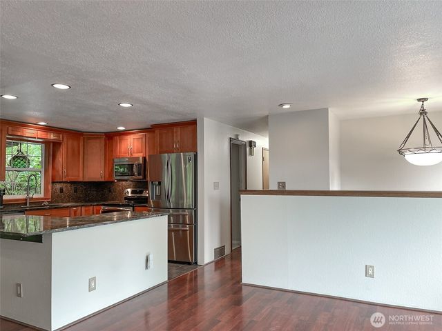 11857 SE 282nd Street, Auburn, WA 98092