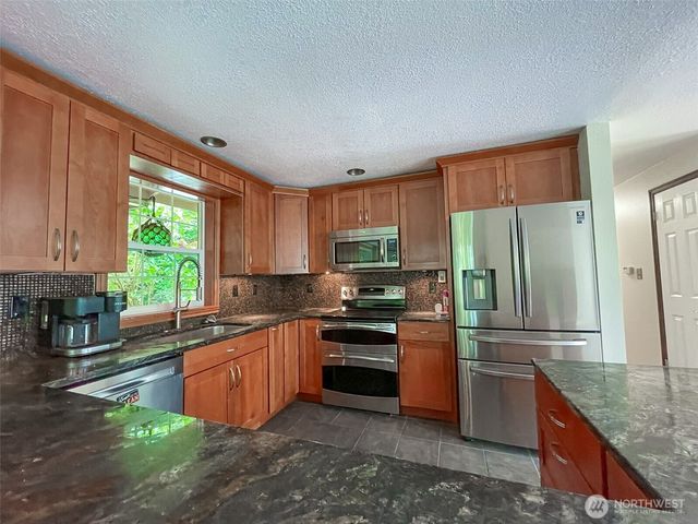 11857 SE 282nd Street, Auburn, WA 98092