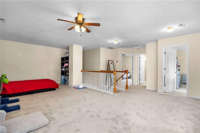 869 Brittlebank DR, Virginia Beach, VA 23462