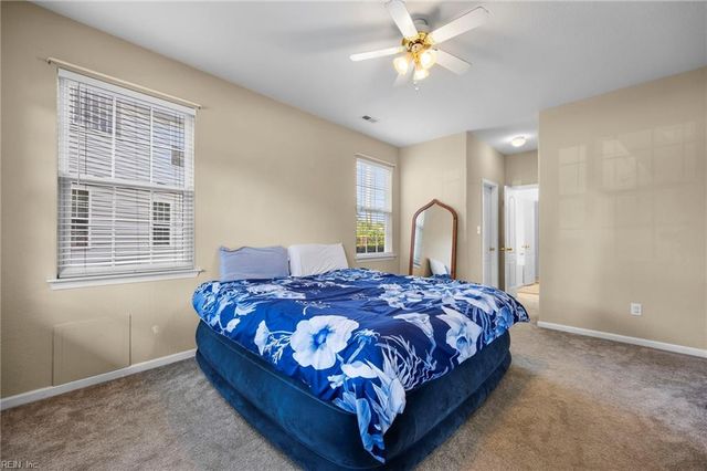 869 Brittlebank DR, Virginia Beach, VA 23462