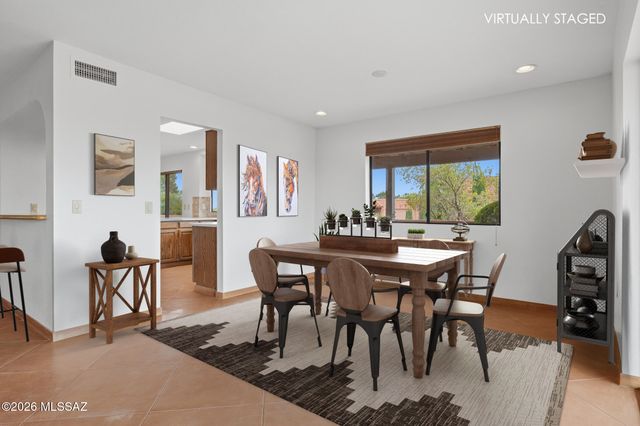 1013 W Desert Hills Drive, Green Valley, AZ 85622