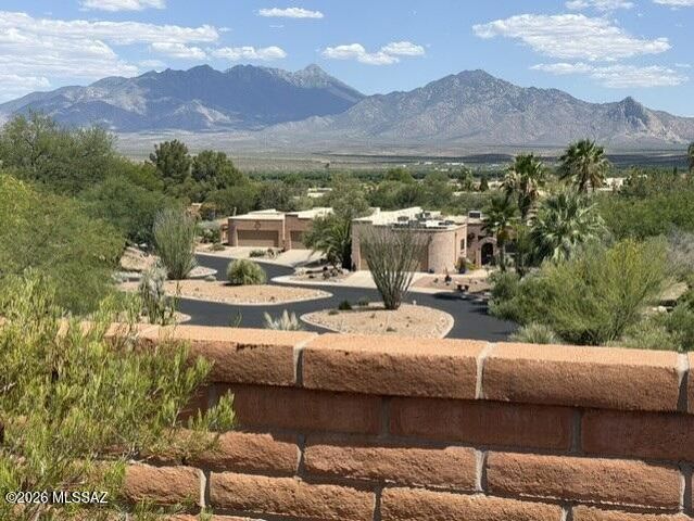 1013 W Desert Hills Drive, Green Valley, AZ 85622