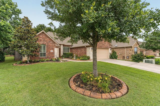 136 Racetrack Lane, Montgomery, TX 77356